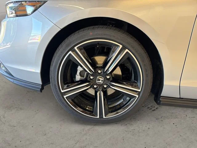 New 2026 Silver Honda SE image 15