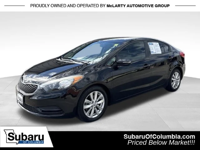 Used 2016 Black Kia LX image 4