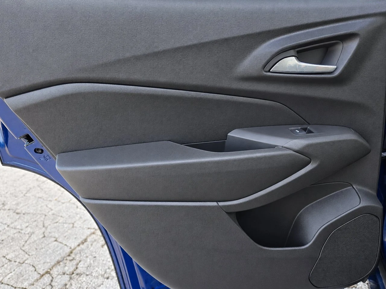 Used 2024 Blue Glow Metallic Chevrolet LT image 21