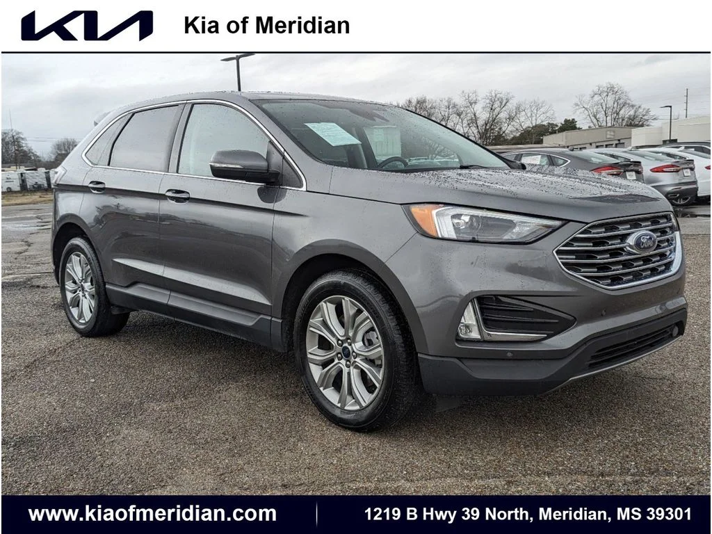 2022 Ford Edge Titanium AWD's photo