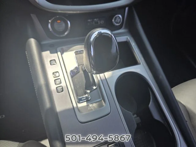 Used 2021 White Nissan SL image 22
