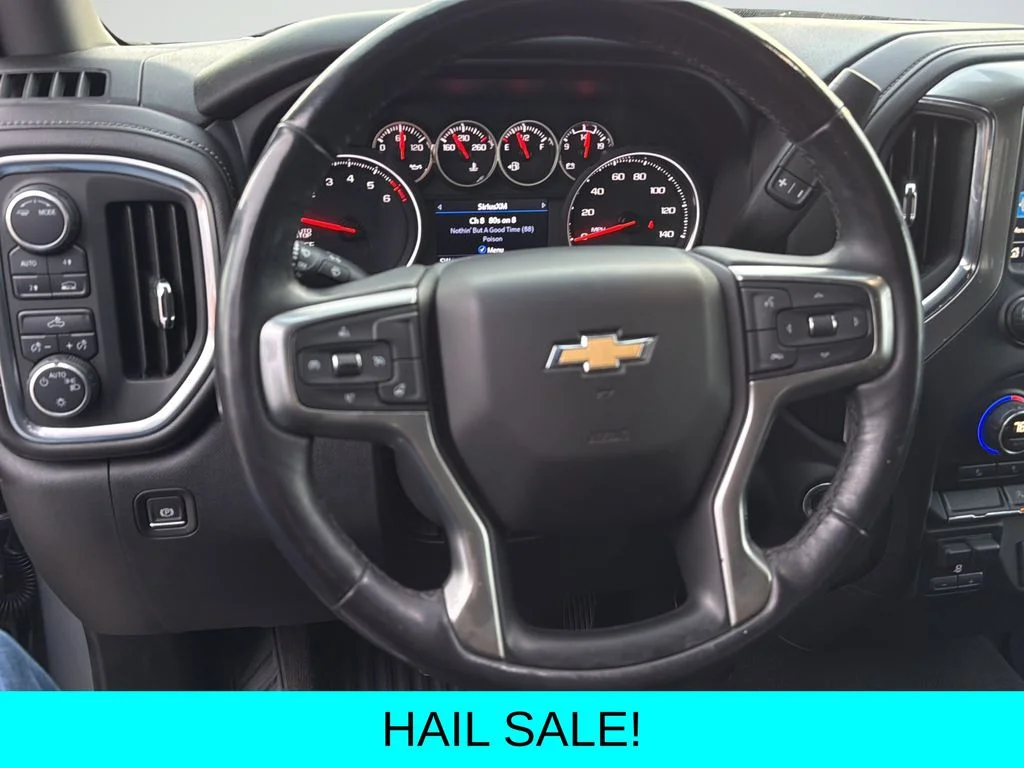 Used 2020 Gray Chevrolet LT image 25
