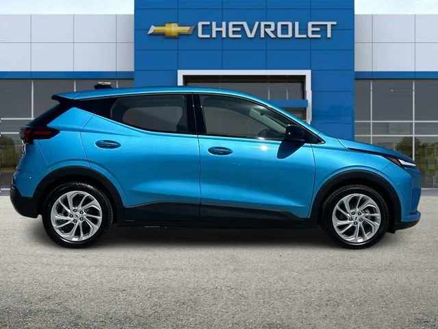 New 2027 Marina Blue Metallic Chevrolet LT image 3