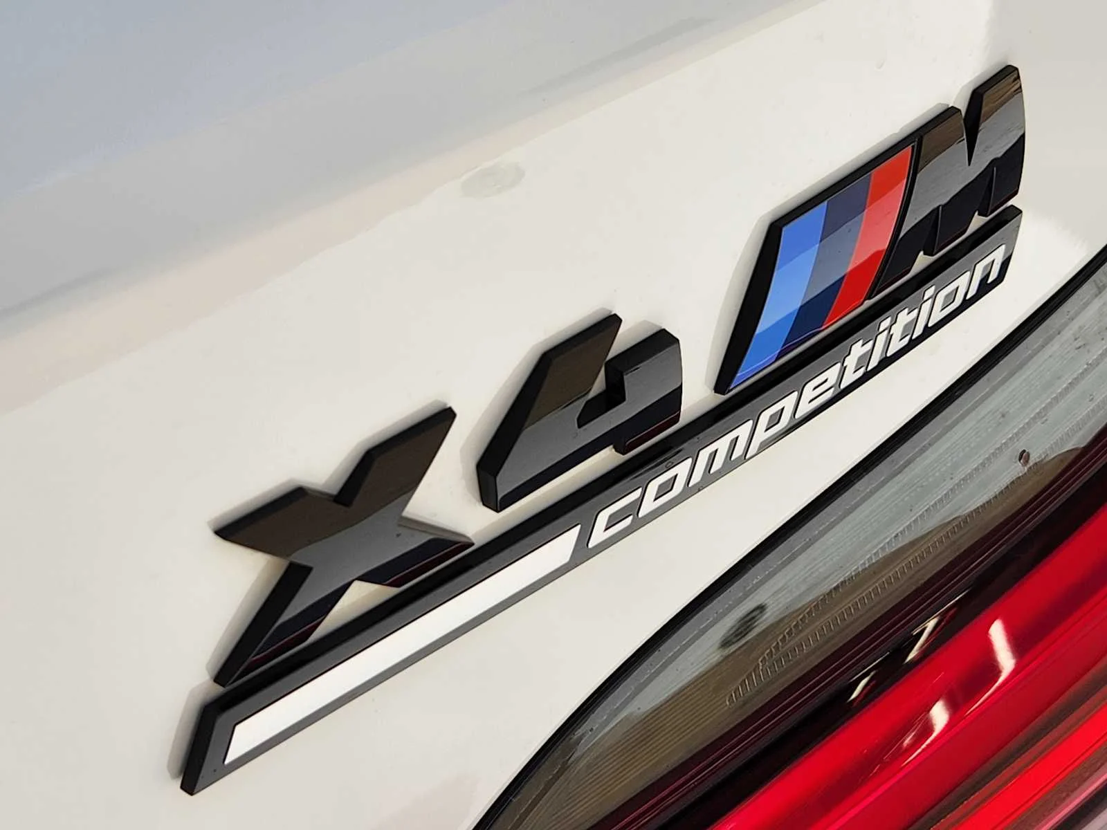 Certified Used 2024 Alpine White BMW  image 12