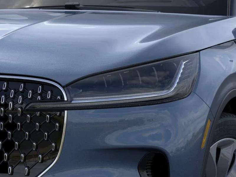 New 2026 Whisper Blue Metallic Clearcoat Lincoln Premiere® image 18