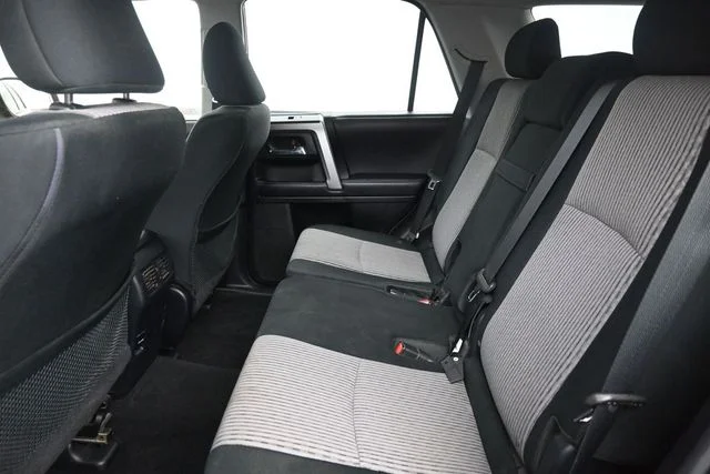 Used 2018 Barcelona Red Metallic Toyota SR5 image 19