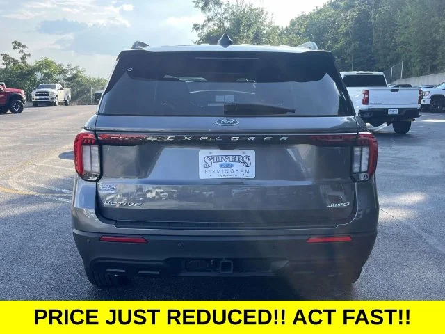 Used 2026 Gray Ford Active image 5