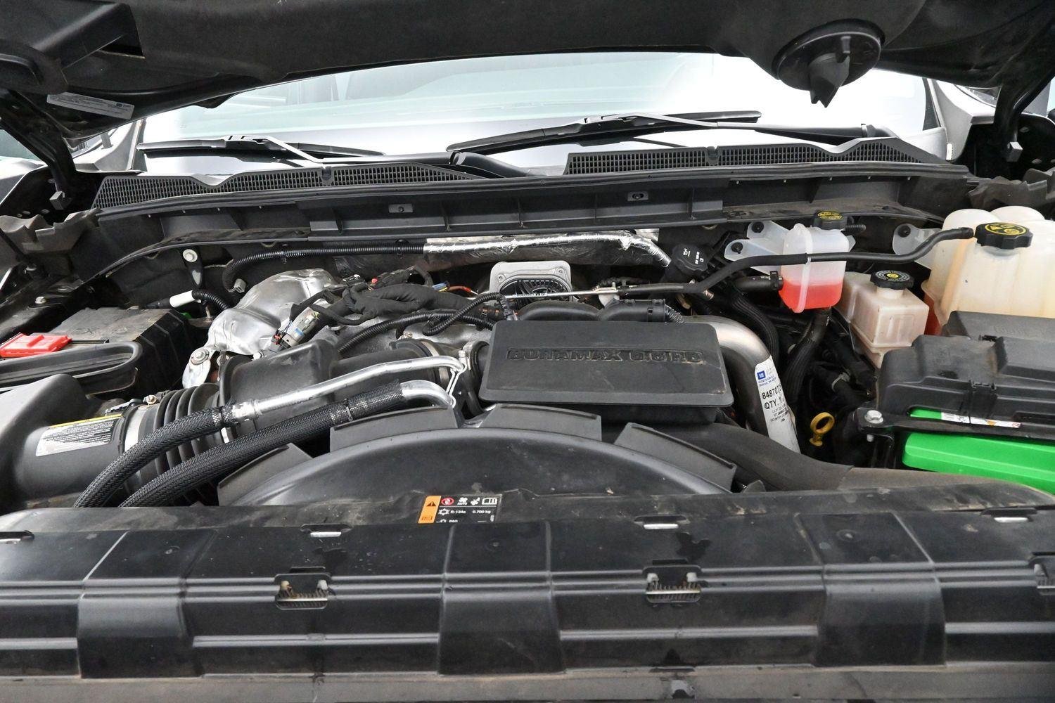 Used 2024 Onyx Black GMC AT4 image 38
