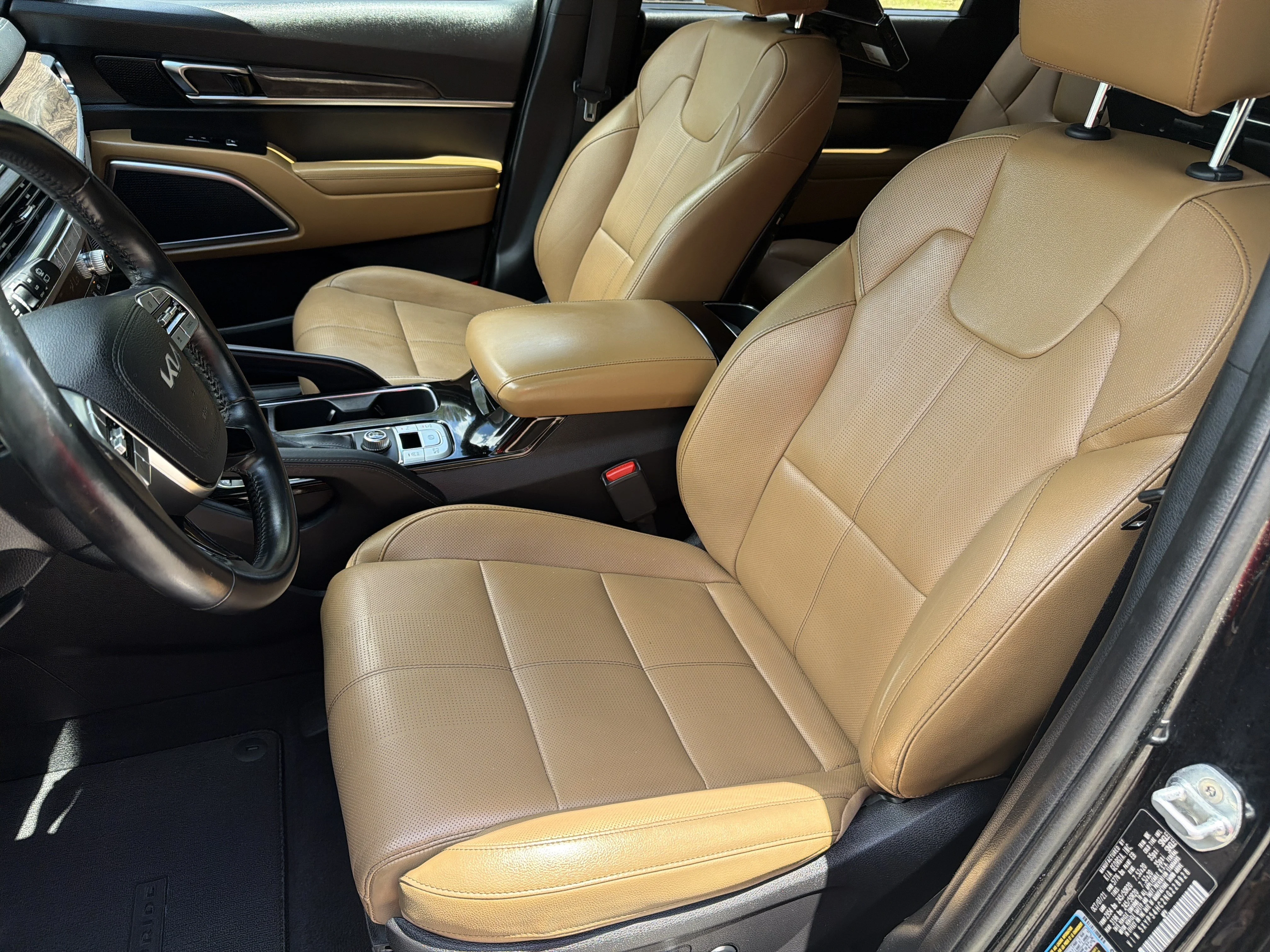 Used 2022 Ebony Black Kia SX image 19