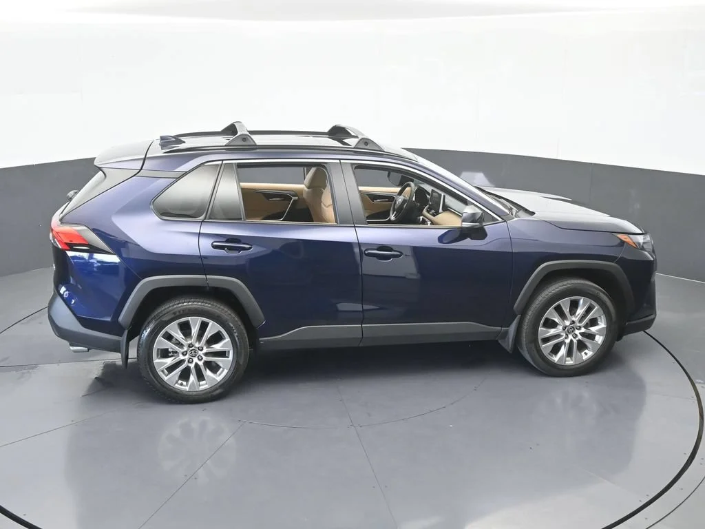 Used 2025 Blueprint Toyota XLE Premium image 53