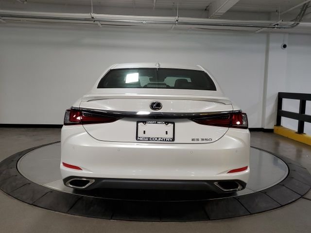Used 2025 White Lexus 350 image 8