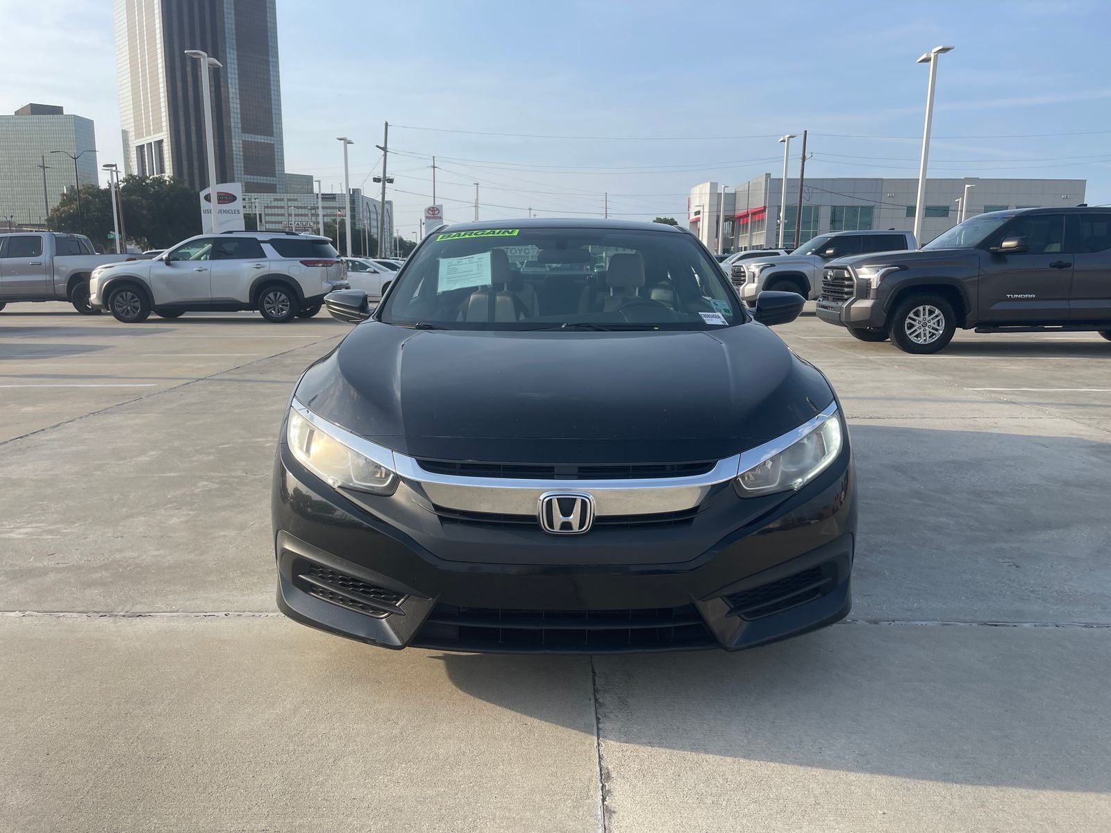 Used 2016 Black Honda LX-P image 8