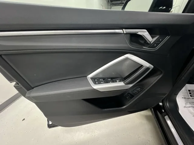 Certified Used 2024  Audi S line Premium image 23