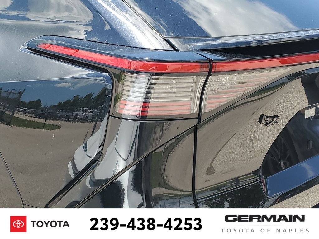 New 2026 Midnight Black Metallic Toyota  XLE image 14