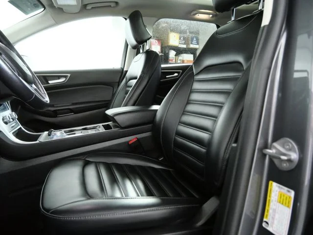 Used 2024 Gray Ford SEL image 16