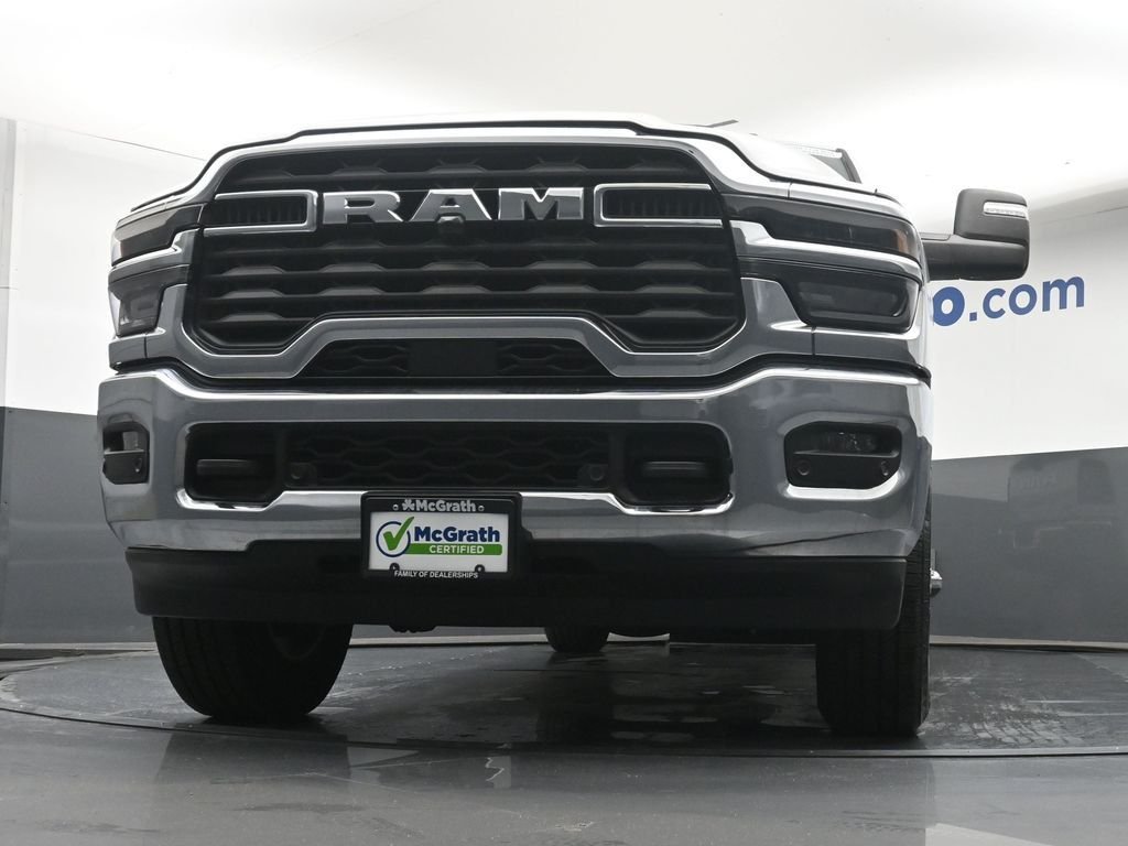 Used 2026 White Ram Big Horn image 8