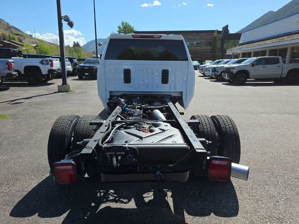 2026 Chevrolet Silverado 3500 HD LT - Photo 6