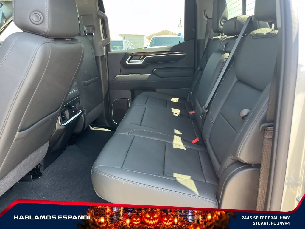 New 2026 Sterling Metallic GMC Elevation image 11