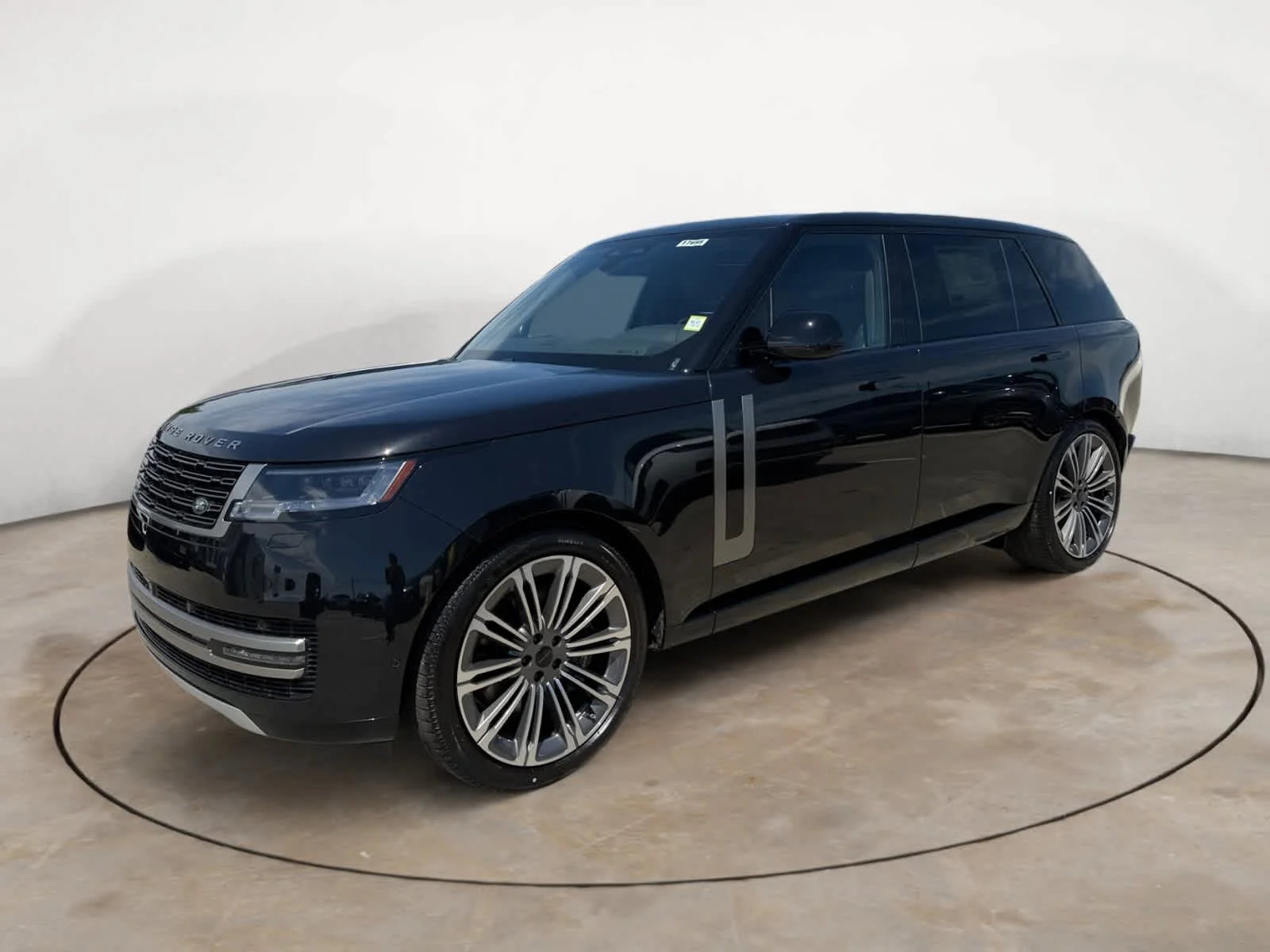 2026 Land Rover Range Rover 4.4 SE LWB 7's photo