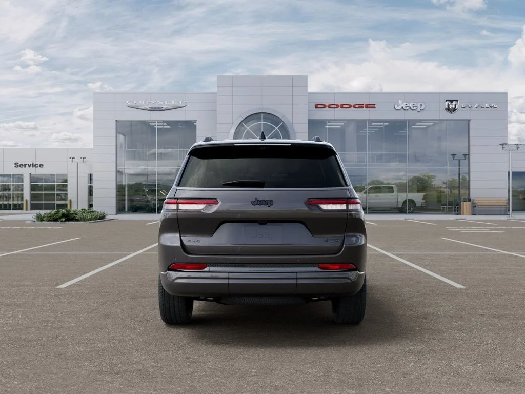 New 2026 Baltic Gray Metallic Clear-Coat Exterior Paint Jeep Summit image 7