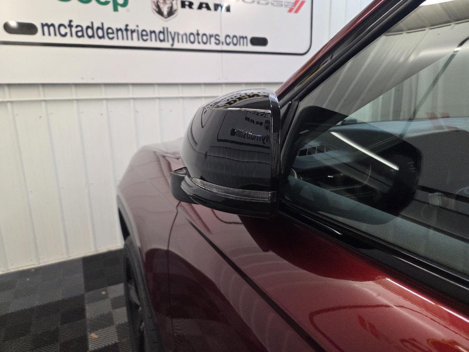 Used 2023 Velvet Red Pearlcoat Jeep Limited image 51