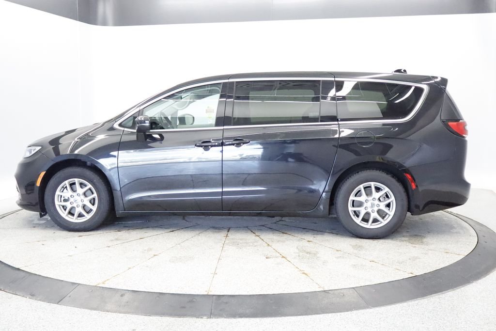 Used 2023 Chrysler Pacifica Touring L with VIN 2C4RC1BGXPR563927 for sale in Coon Rapids, Minnesota