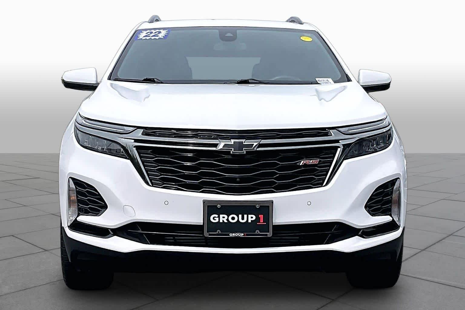 Used 2022 Summit White Chevrolet RS image 4