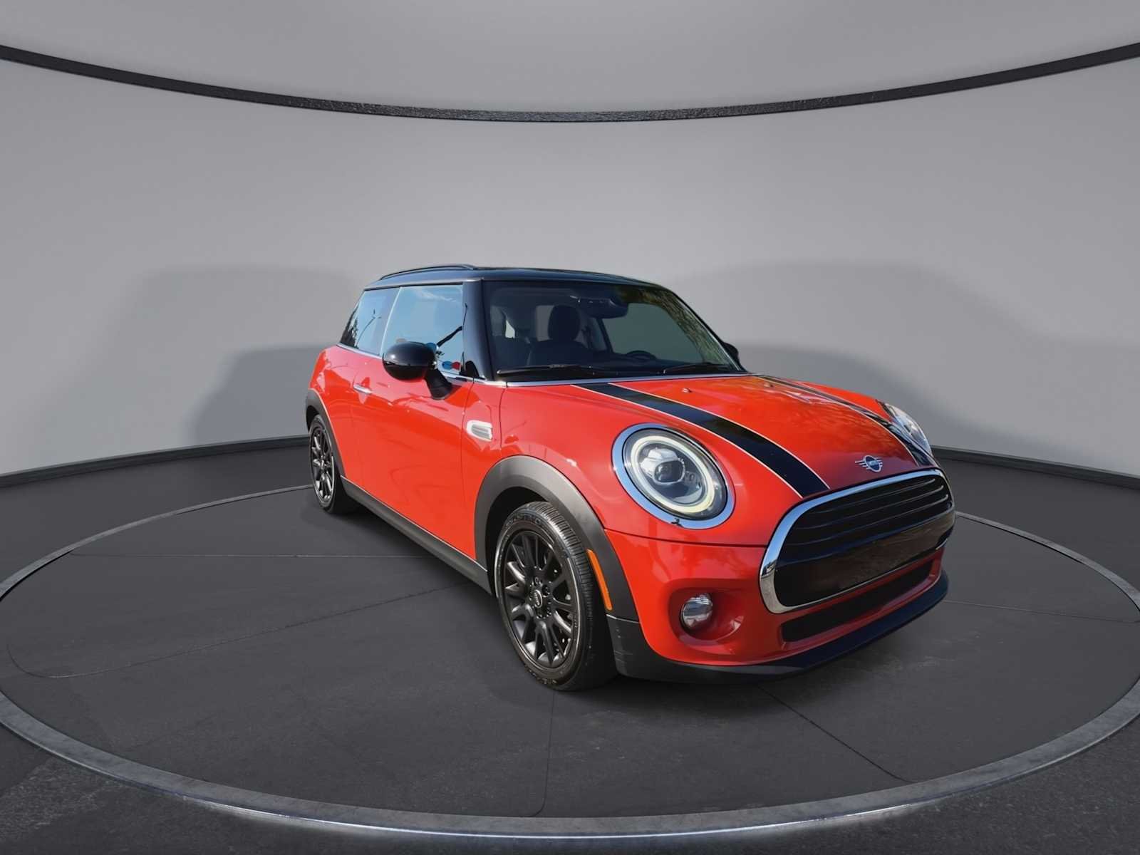 Used 2019 MINI Hardtop 2 Door Base with VIN WMWXP5C54K2L09909 for sale in Eatontown, NJ