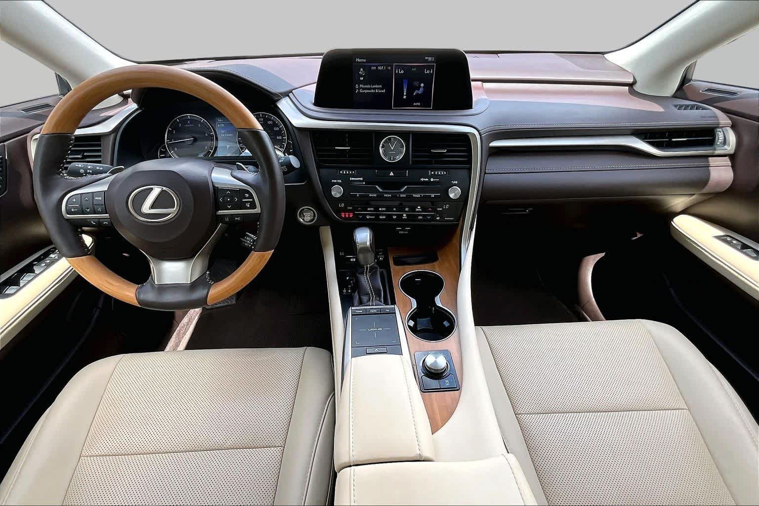 Used 2020 Obsidian Lexus  image 16