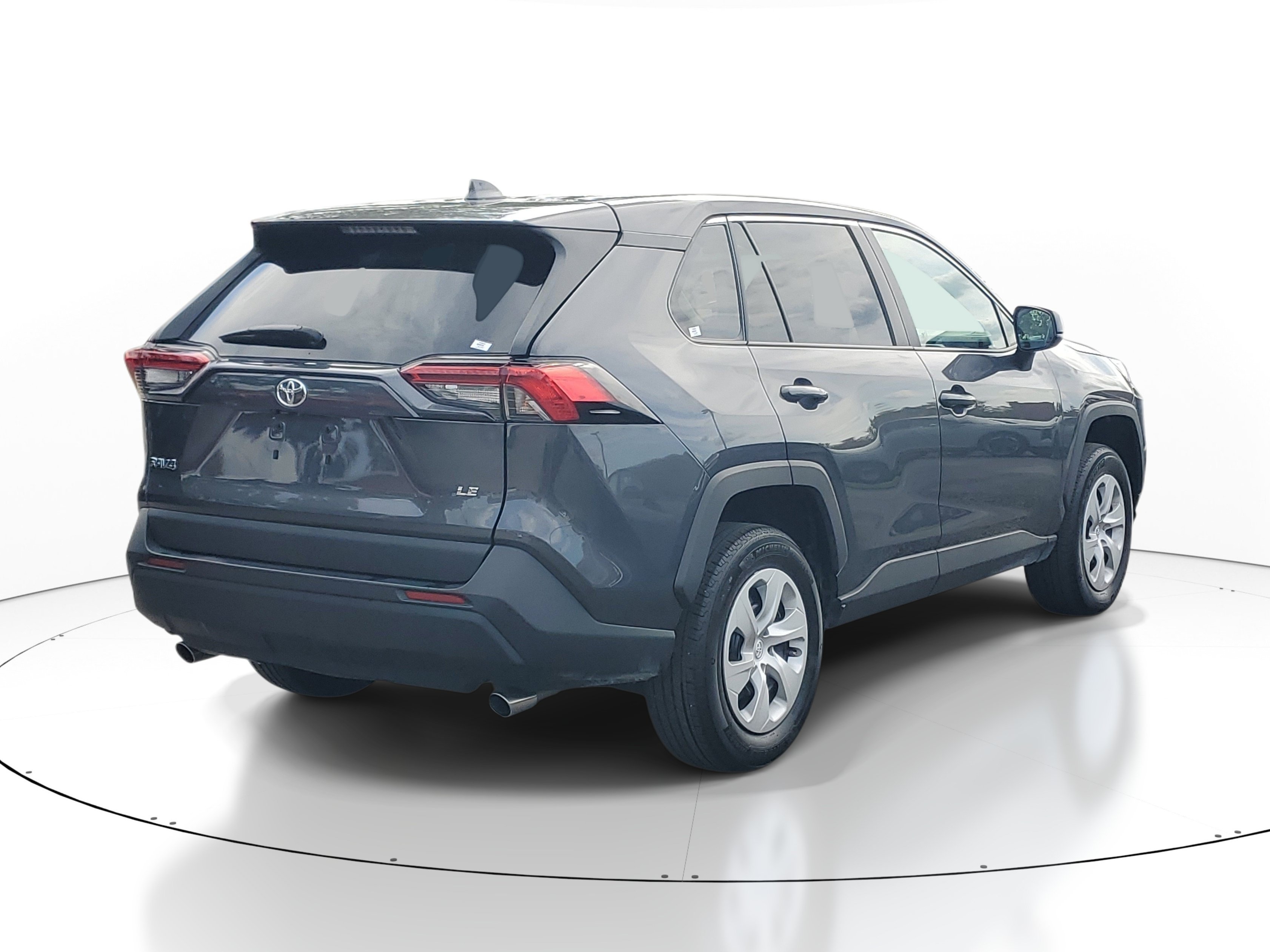 Used 2025  Toyota LE image 9