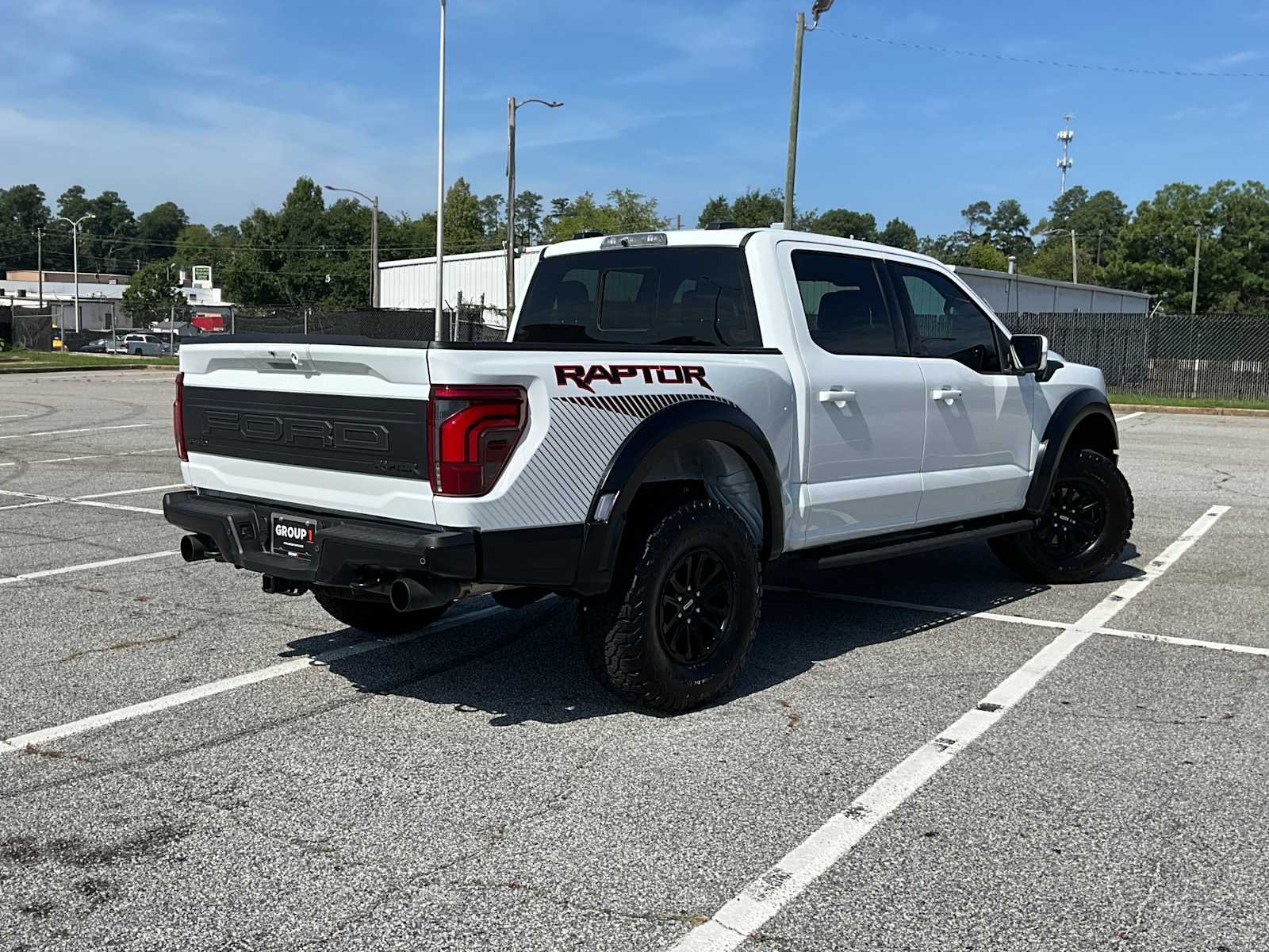 Used 2025 Oxford White Ford Raptor image 32