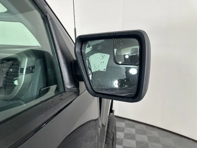 Used 2023  Ford XL image 13