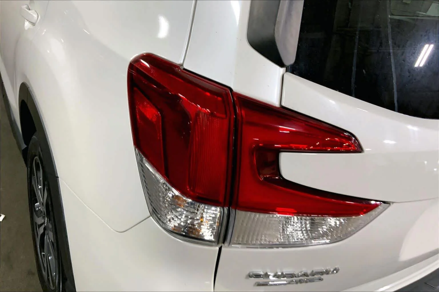 Used 2019 Crystal White Pearl Subaru Limited image 56