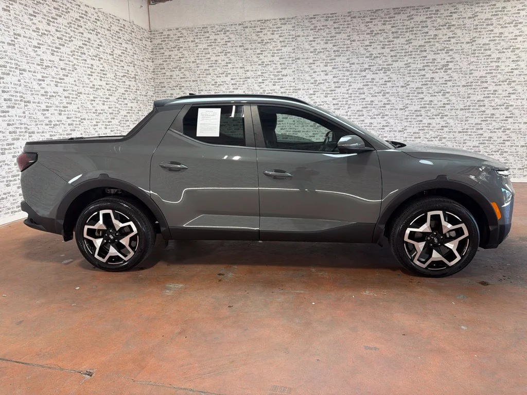 Used 2024 Hampton Gray Hyundai Limited image 8