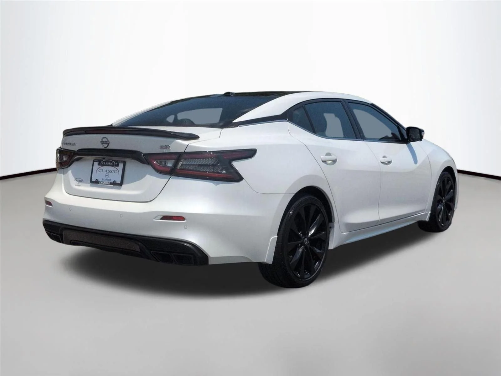 Used 2023  NISSAN SR image 5