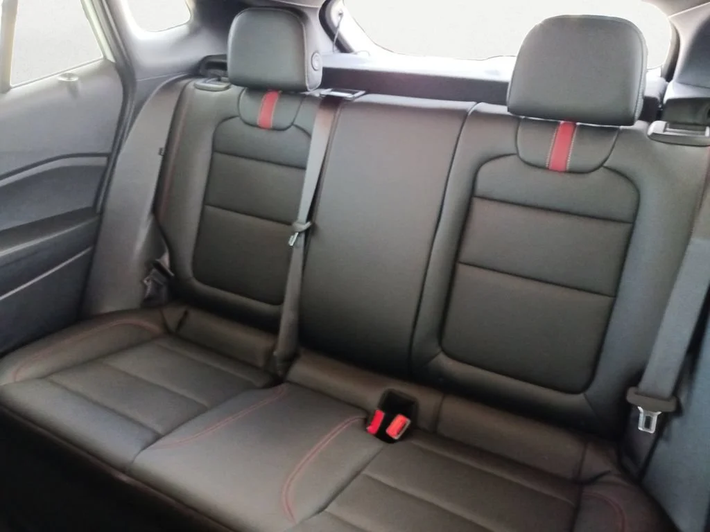 Used 2026 Summit White Chevrolet 2RS image 9