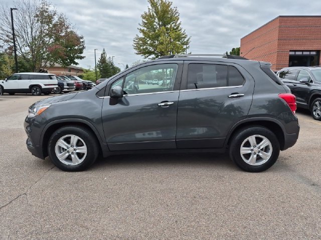 Used 2018 Gray Chevrolet LT image 4