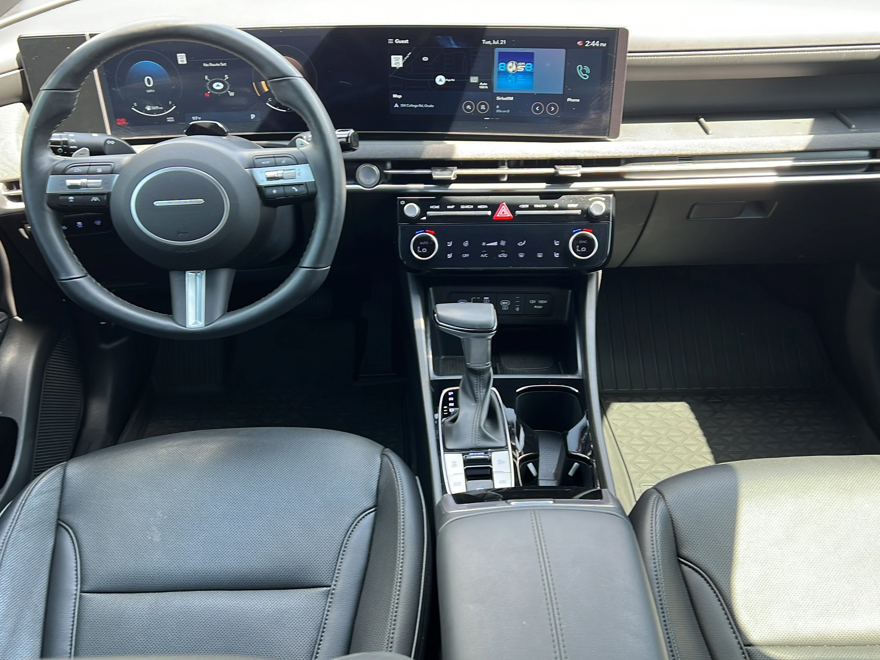 Used 2025 Blue Stone Hyundai Limited image 13