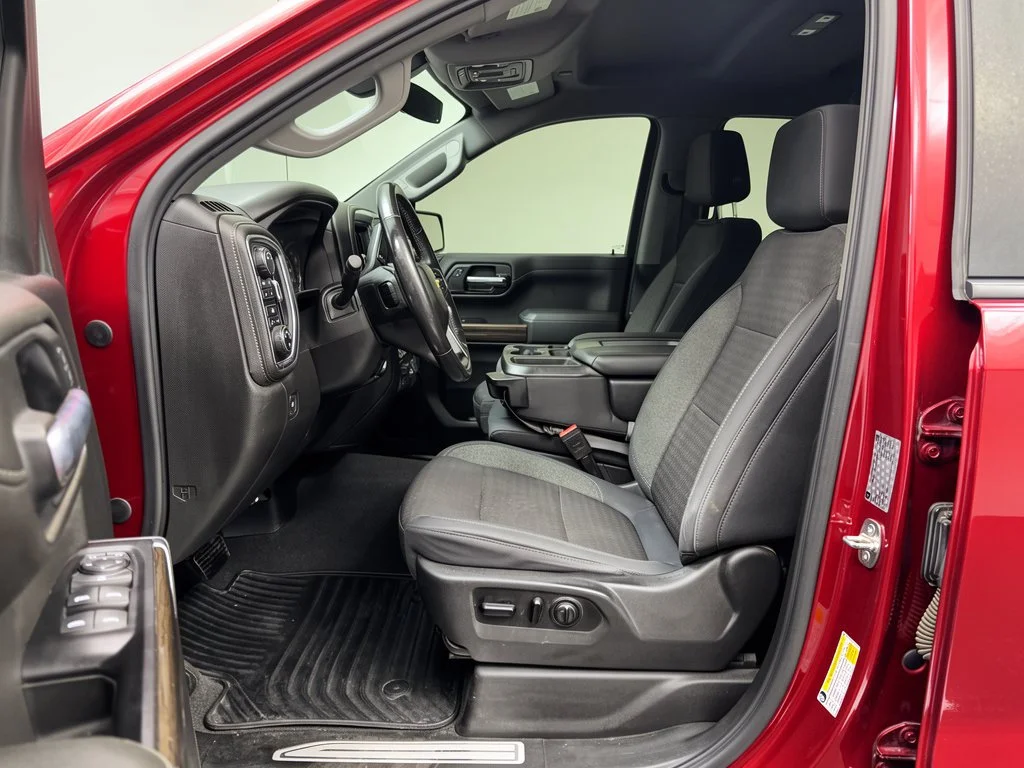 Used 2019 Cajun Red Tintcoat Chevrolet LT image 5