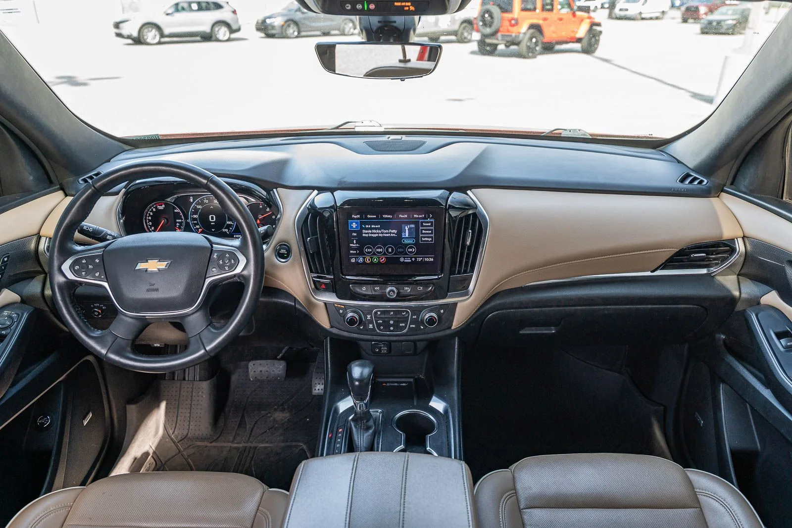 Used 2022 Red Chevrolet Premier image 23
