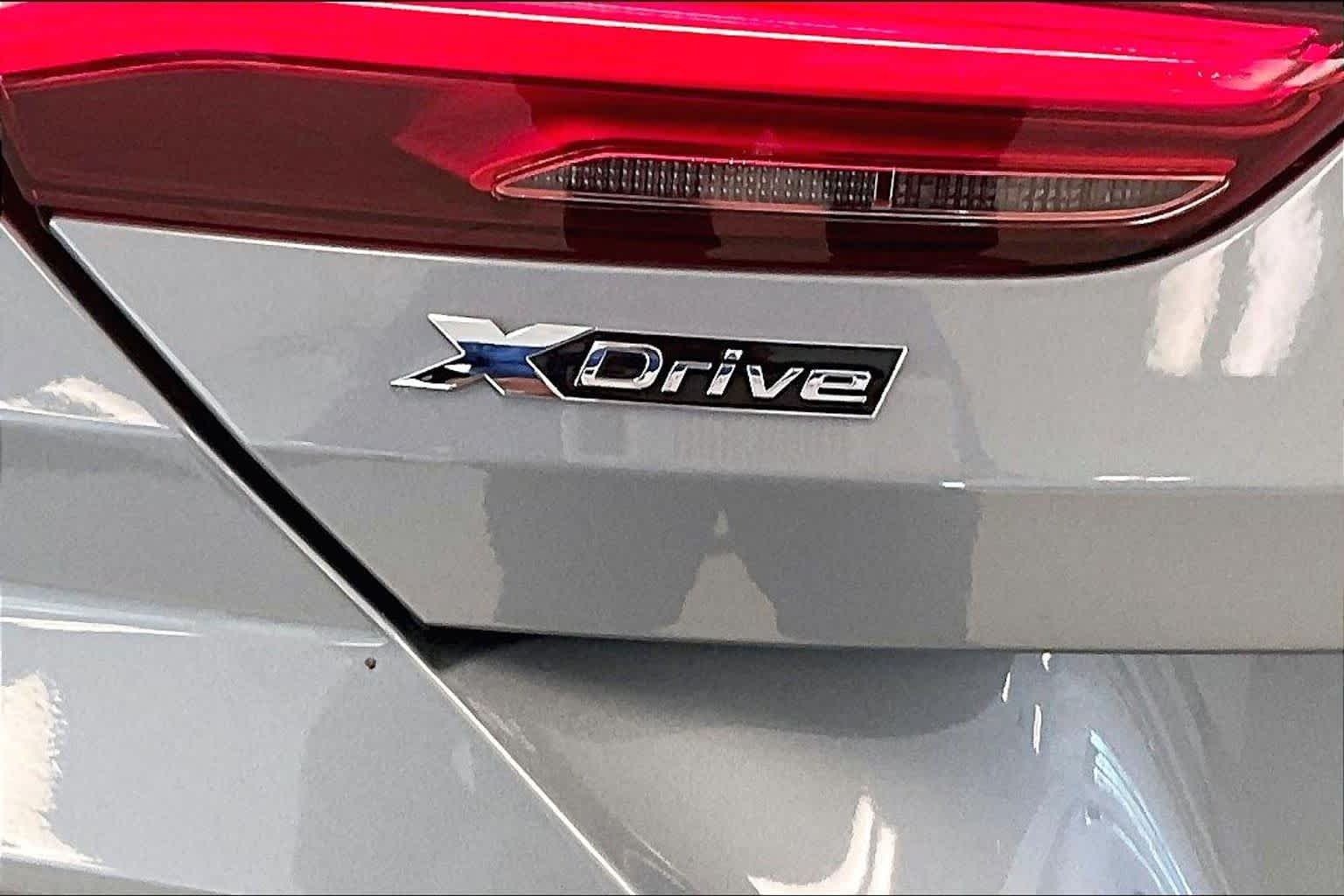 Used 2024 Skyscraper Grey Metallic BMW M850i xDrive image 29