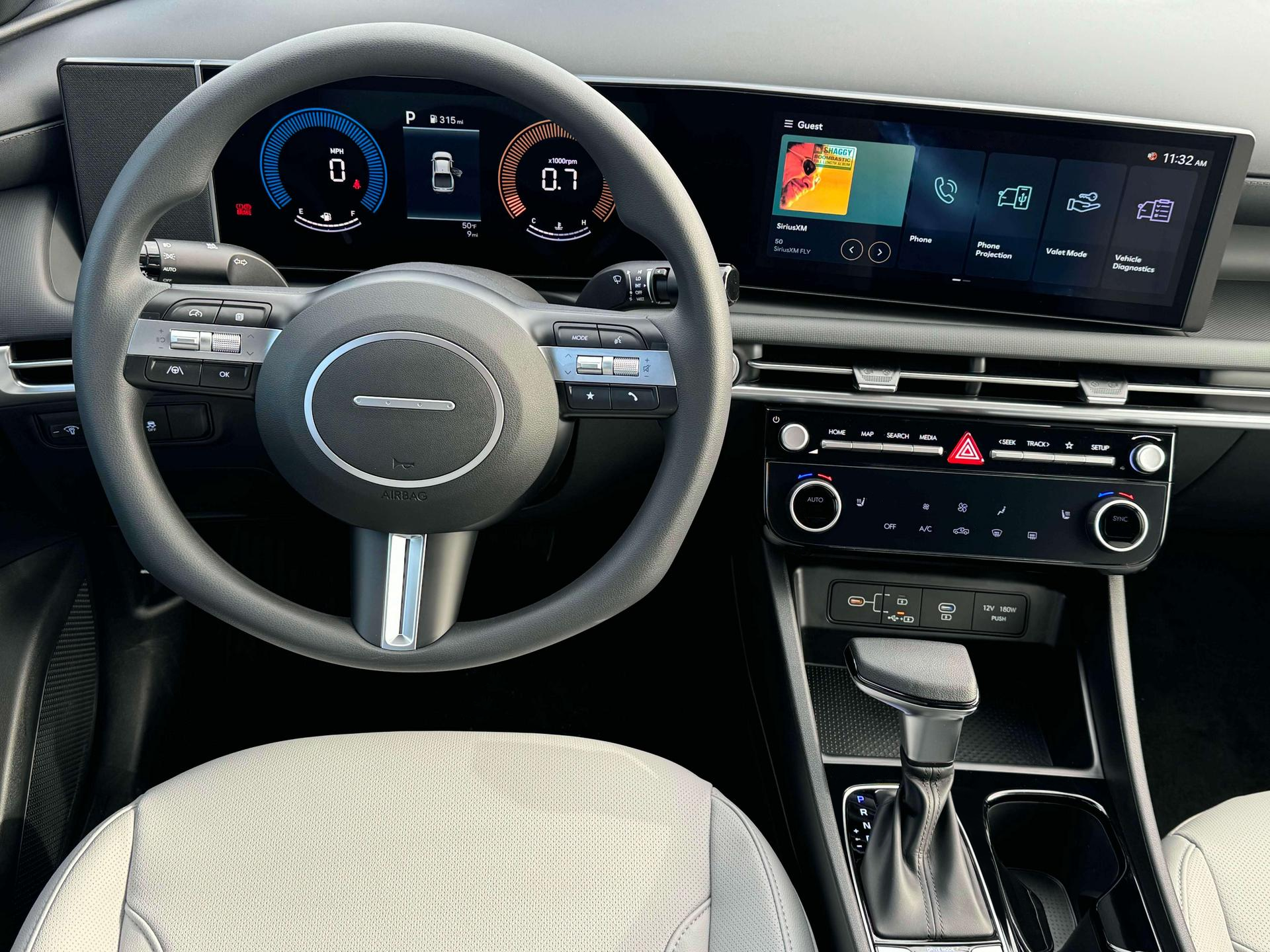 2025 Hyundai Santa Cruz SEL - Photo 17