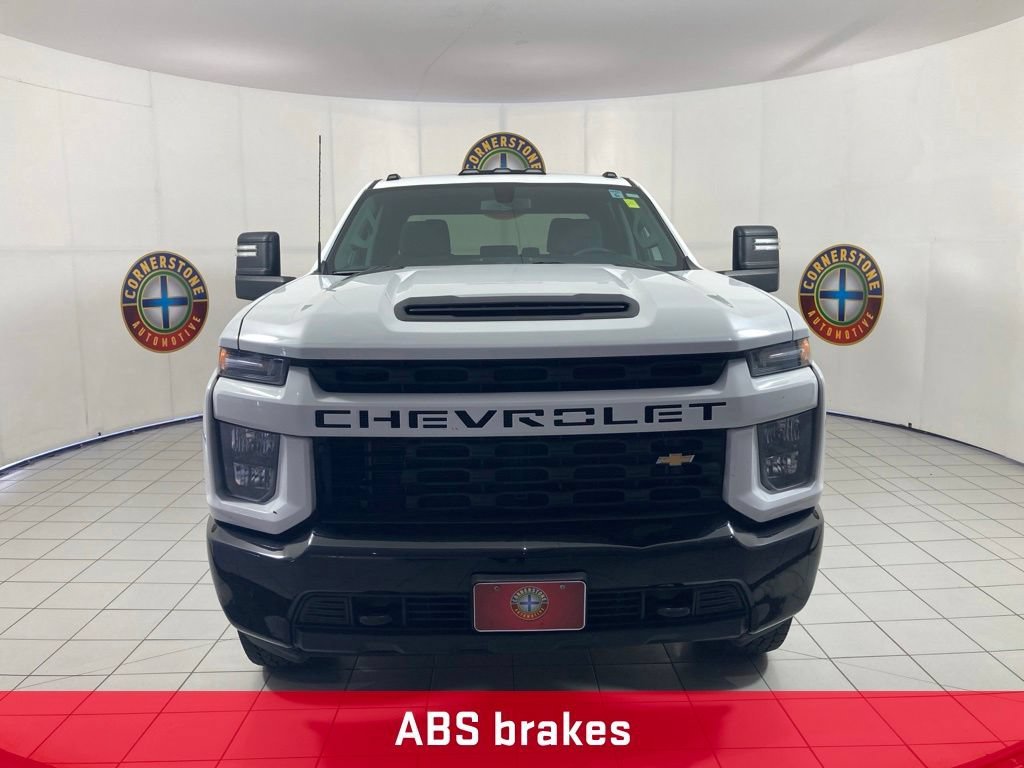 Used 2021 SUMMIT WHITE Chevrolet Custom image 18