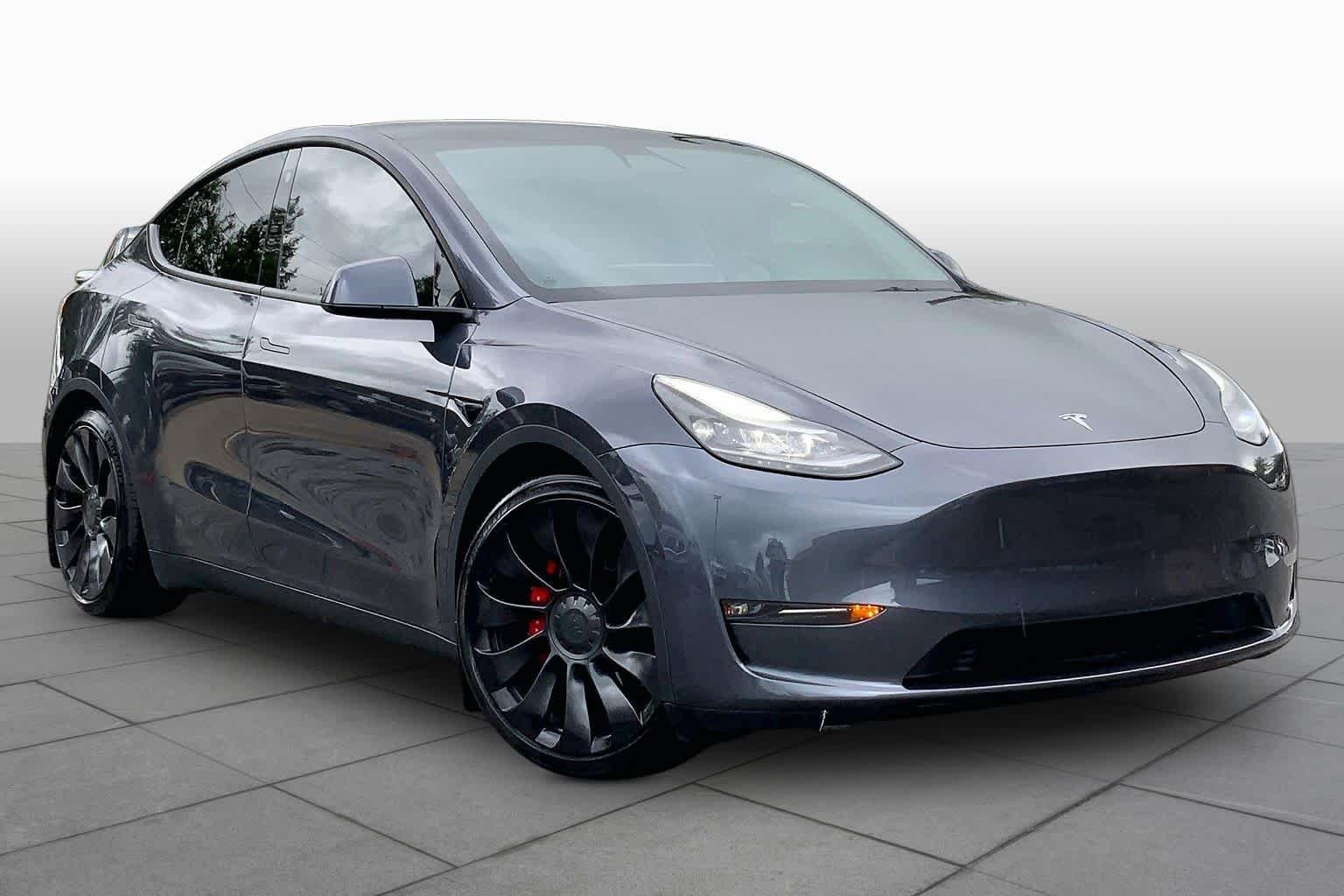 Used 2022 Deep Blue Metallic Tesla Performance image 2