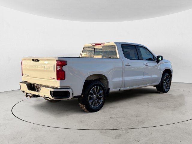 Used 2025 White Chevrolet RST image 5