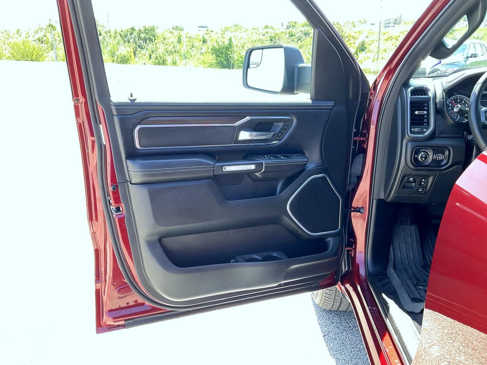 Used 2025 Red Ram Laramie image 9