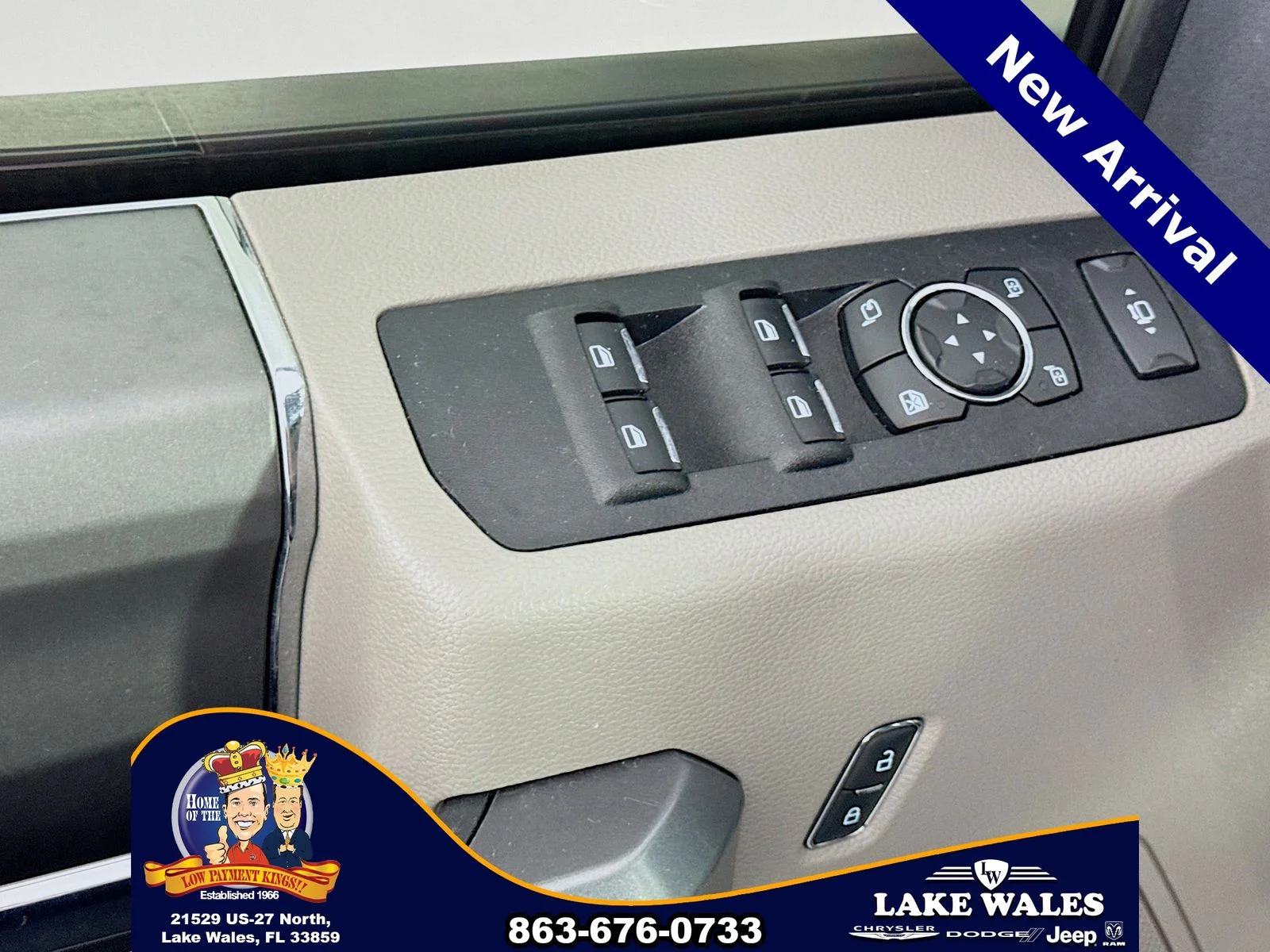 Used 2022 White Ford XLT image 18