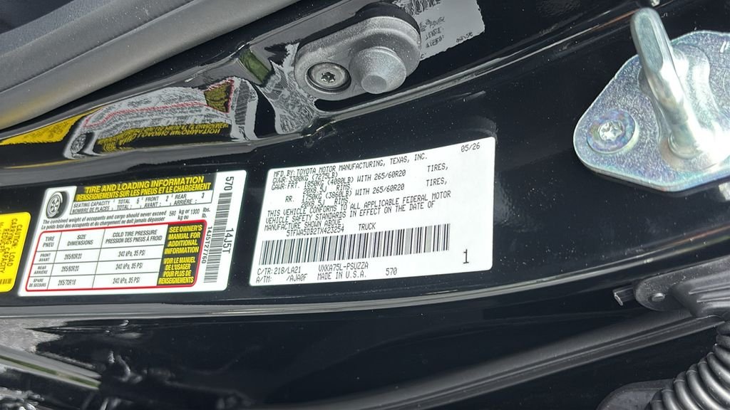 New 2026 Midnight Black Metallic Toyota  Platinum image 39
