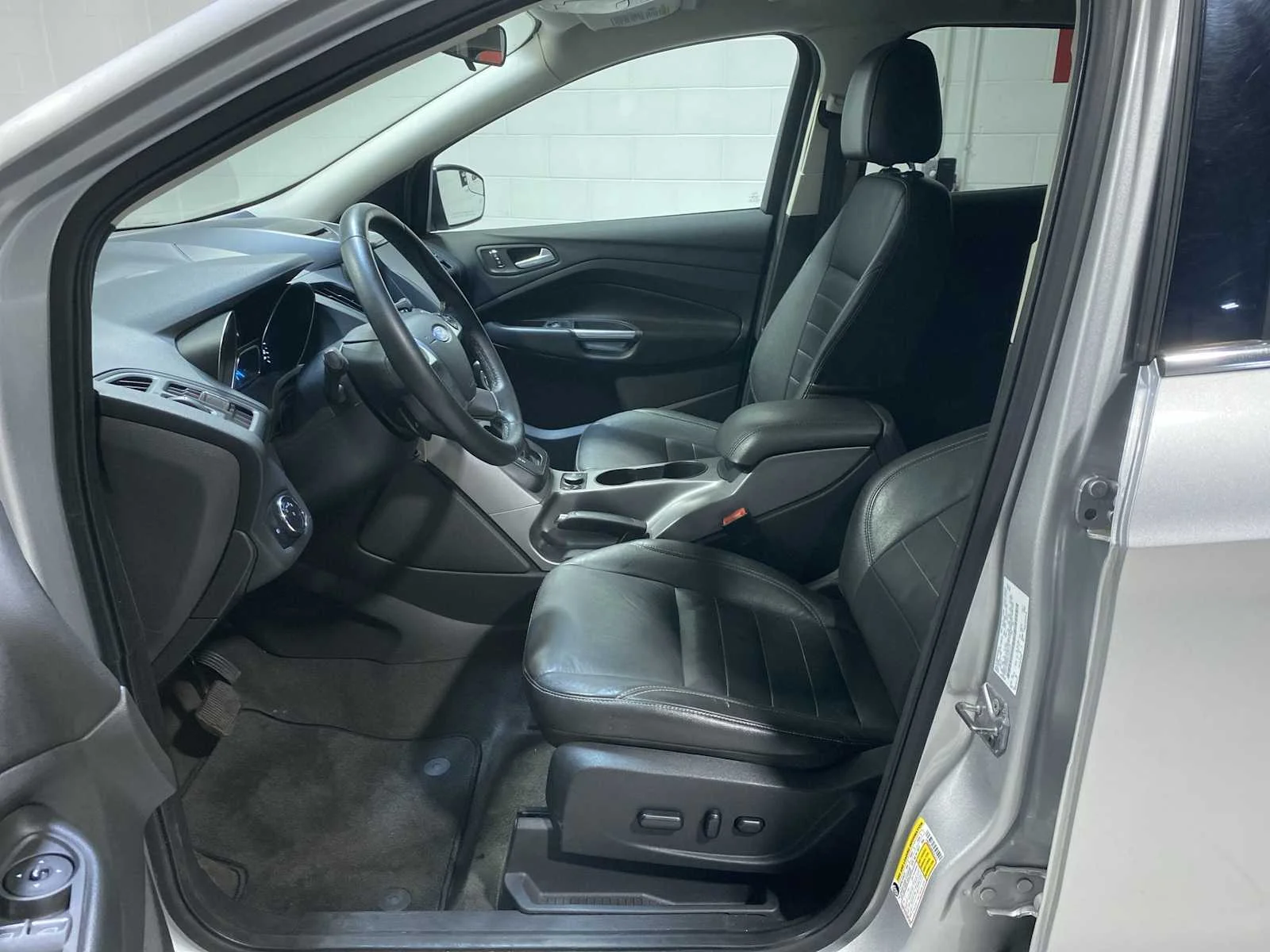 Used 2014 Ford Escape SE with VIN 1FMCU9GX8EUC41213 for sale in Verona, NJ