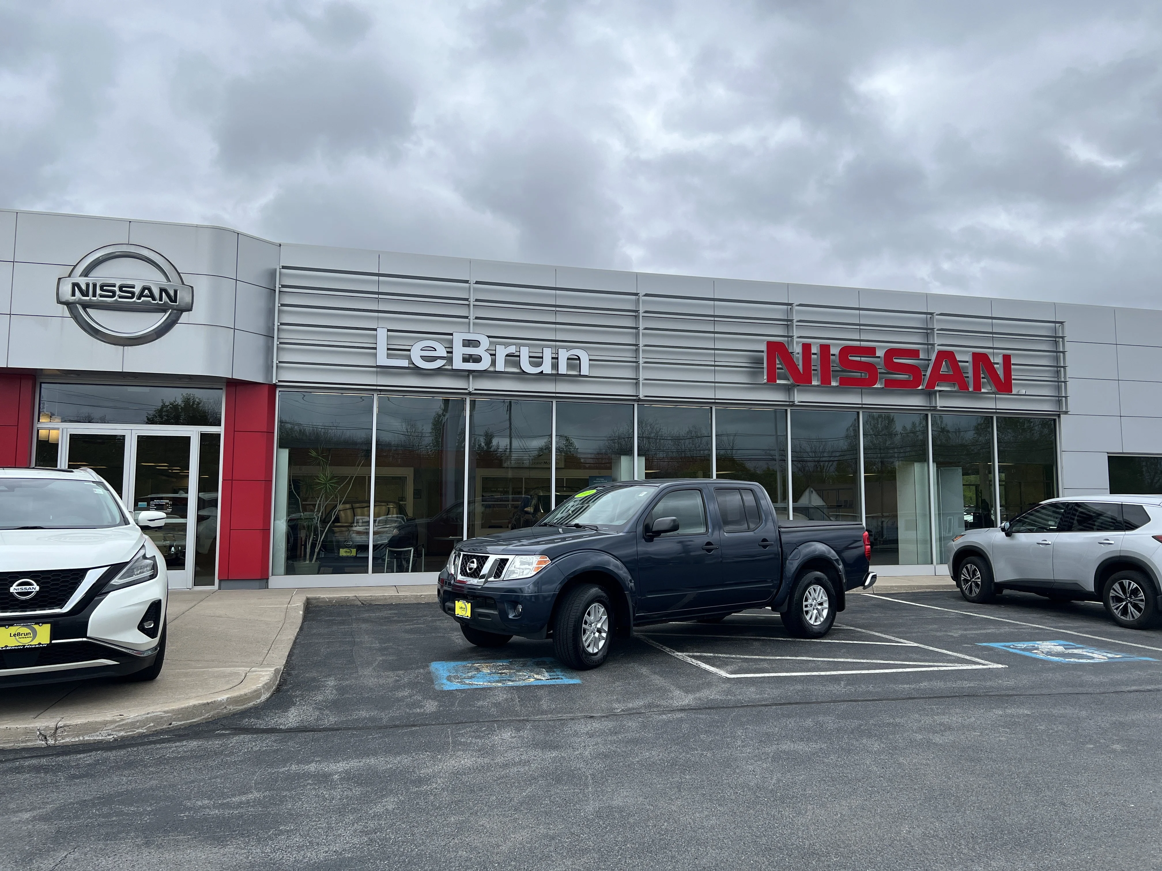 2019 Nissan Frontier 4.0 SV Crew Cab 4X4 AT SWB's photo
